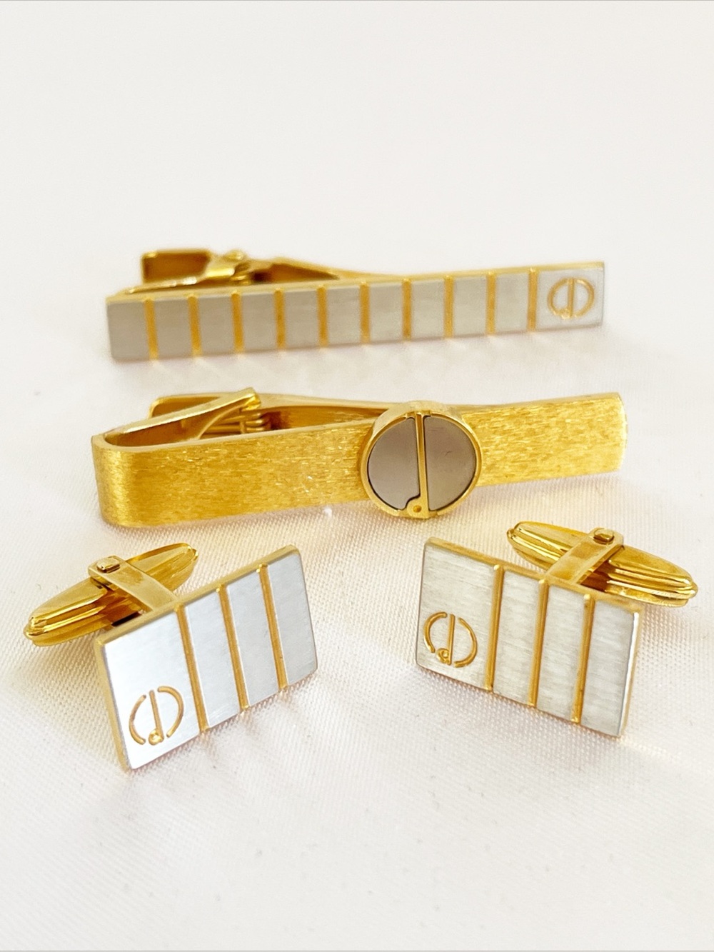 DUNHILL Vintagex Silver Gold Two Tone Lined Logo Rectangular Cufflinks 2 Tie Bar